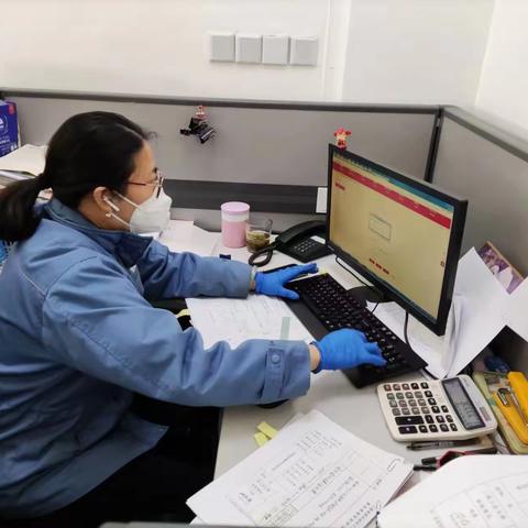 阳春三月机关芳菲
