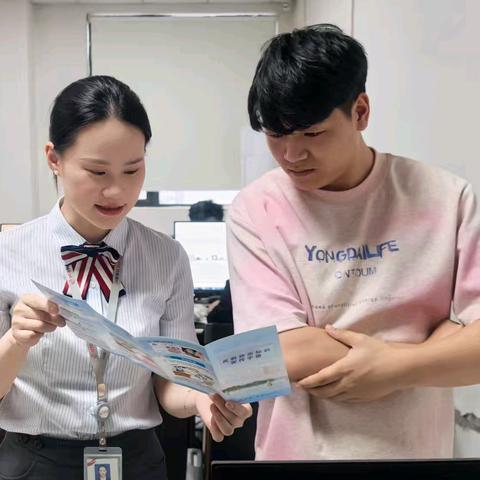 现金知识送上门——民泰鞋塘支行开展反假及整治拒收人民币宣传活动