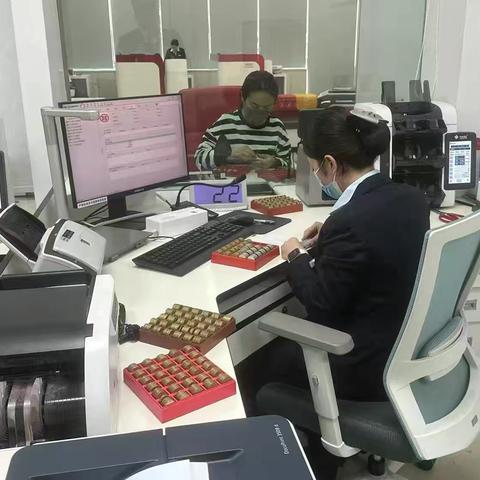 长乐支行3.15践行“为民办实事”，优化零钱兑换服务