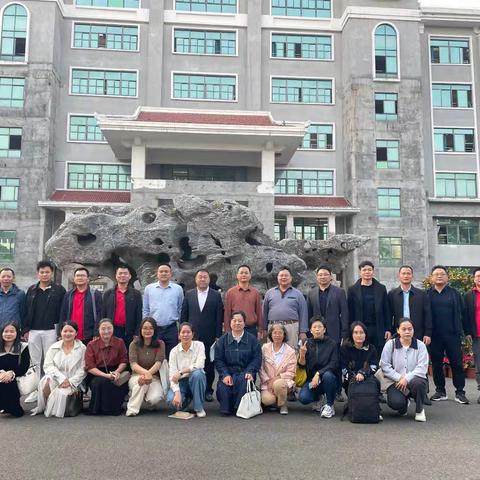 跨越校际的备考智慧交融 ——海南中学引领，琼西中学探寻高考备考研讨新径