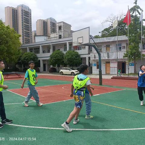 青春飞扬，迎“篮”而上