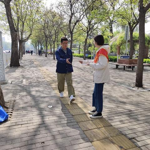 最美四月天，公益正当时