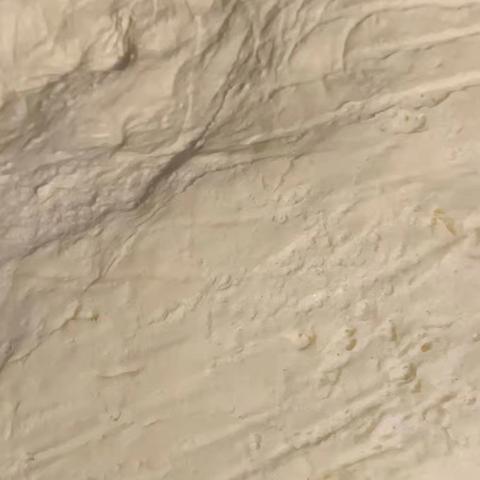 蒸蒸日上 八16班卢柯宇