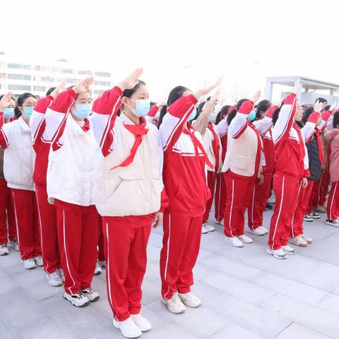 【德正实初】文明在我心，礼貌伴我行——济宁市实验初中任祥校区开展主题升旗活动