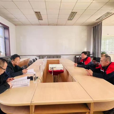 扎兰屯市应急管理局深入企业开展安全检查