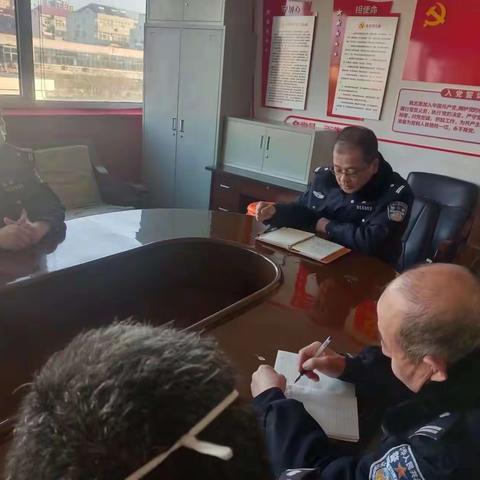 特巡警大队完成两会安保任务