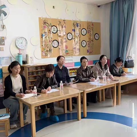 推门听课 携手共进 ——幼儿教育中心第一分园大一班推门听课活动纪实