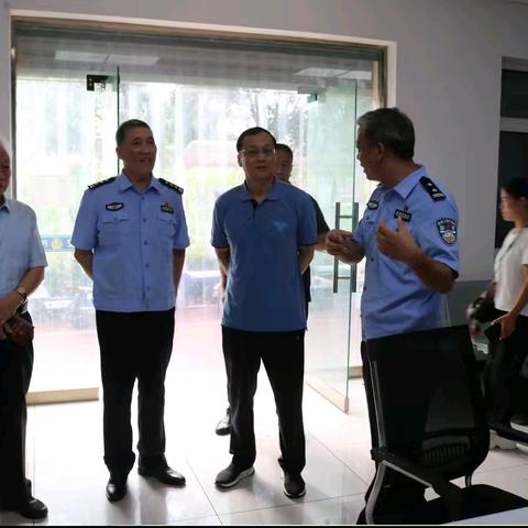 磁县人大常委会视察全县公安工作