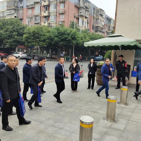 跟岗研修促发展  学思并进共成长——庆阳市“国培计划”校长培训班学员到滨河学校跟岗交流