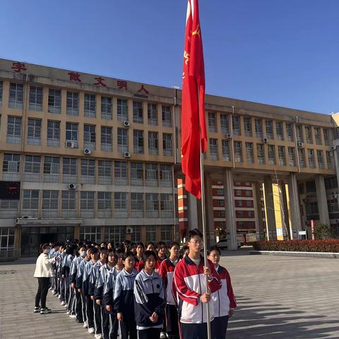 清明寄哀思，陵园祭英烈——记正阳县实验初级中学烈士陵园扫墓活动