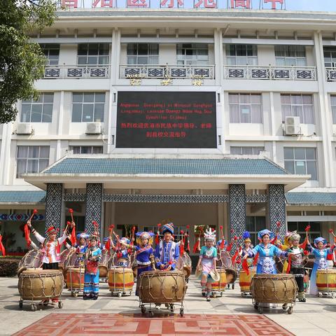 感受非遗魅力  共享非遗之美----记贵港民族中学非遗创建工作组成员外出考察学活动