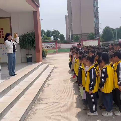 开慧启智   玩转数学——第三十八小学第二届“慧玩数学”游艺会活动纪实