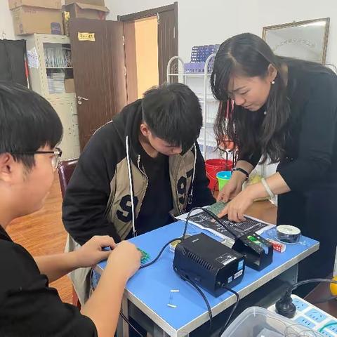 教师引领促成长 课后培训提技能