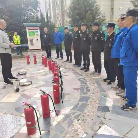 玄武路社区辖区小区组织“消除火灾隐患、共建平安社区”消防安全演练活动