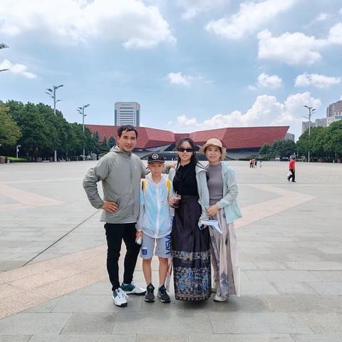 初见武汉，这座英雄的城市