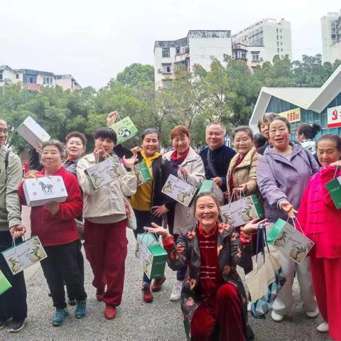 艺脉相承续薪火，邻里守望情意长——万源路社区团队素质提升活动侧记