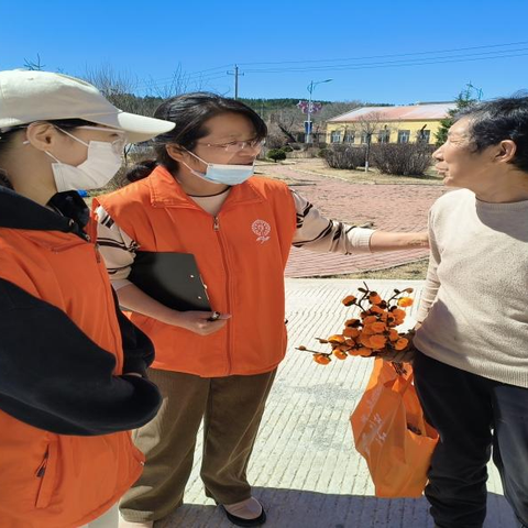 社工故事｜用爱点亮困境：母亲节慰问活动