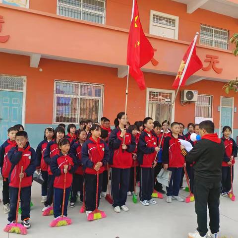 赋能“双减”树新风   学习雷锋见行动——恼里镇龙逄小学“学雷锋”系列活动