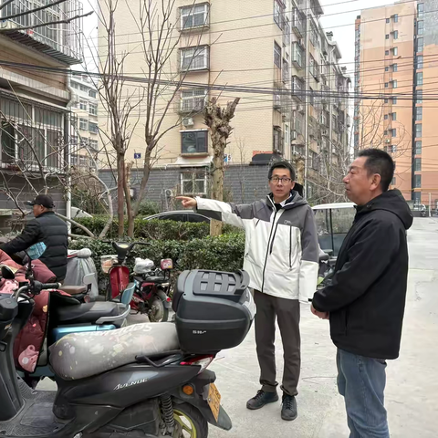 泺口街道党工委委员、政协委员联络室主任宋键到北徐、北徐花园社区开展安全生产督导工作