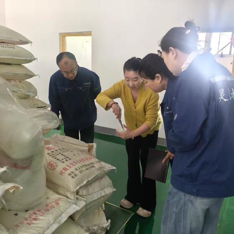以学促练强技能 交流互鉴促提升