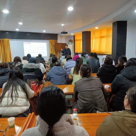 魏都区举办第二期社区工作能力提升培训班