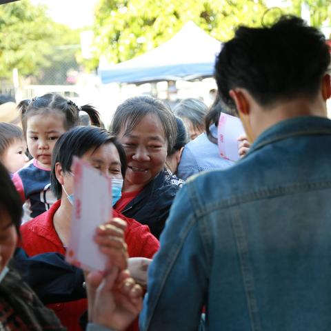 “凝聚她力量 风采亦飞扬” 新石社区妇联三八妇女节游园活动