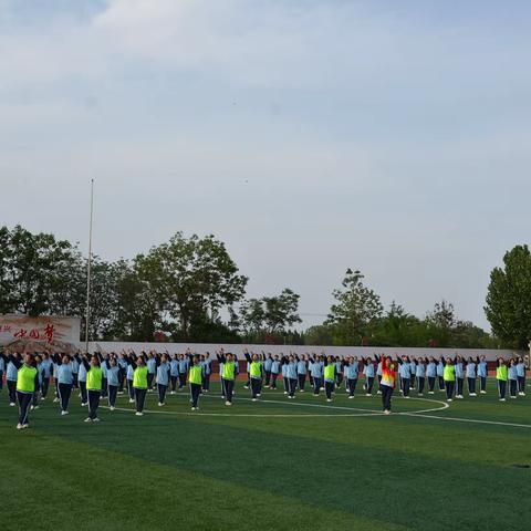 素质教育结硕果，均衡发展再出发