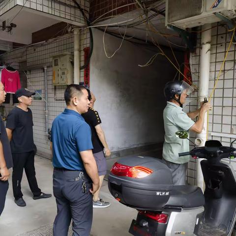 仓前街道开展住宅小区电动自行车“飞线”隐患整治行动