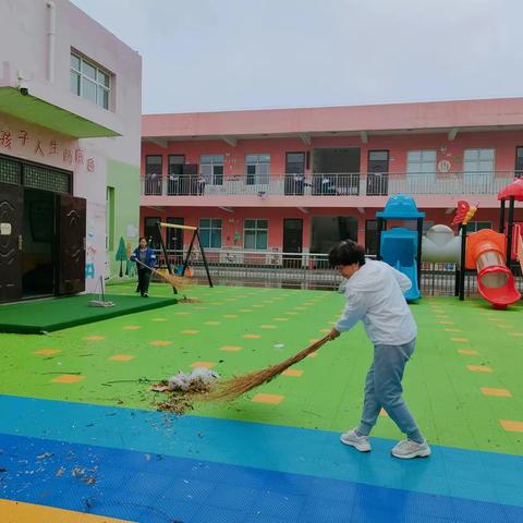 关爱学生  幸福成长------台城中心幼儿园卫生整治篇