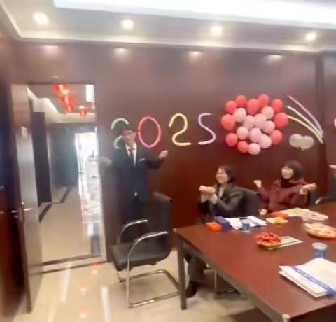 泰州新区支行开展金融教育“暖阳行动”