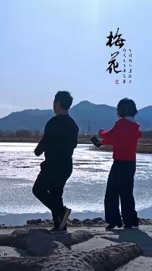 鸳鸯湖附近游
