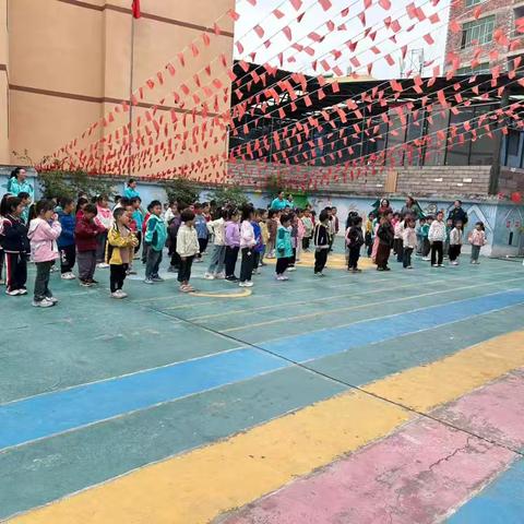 蓝恒幼儿园 ﻿健康副校长疾病预防和健康饮食宣讲