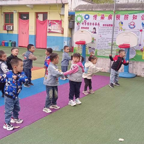 菩乐幼儿园小班——体智能活动