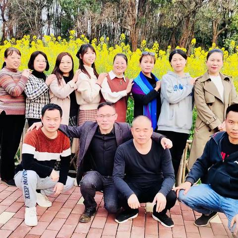 踏青赏樱花，情醉女神节——    “集贤中学庆三八妇女节团建活动”