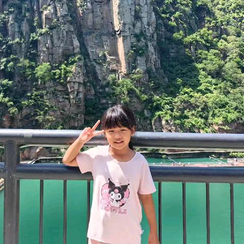 立志高远 兴趣广泛 争做新时代好少年——二年级（三）班优秀学生 孟庆宸