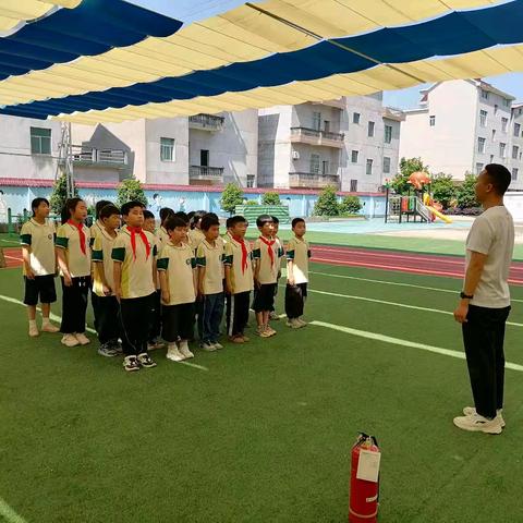 “展体育风采 促教研成长”——鸬鹚中心完小体育公开课活动