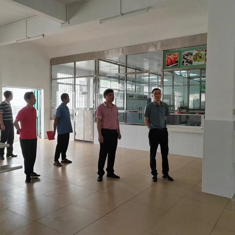 领导检查促规范，把好校园安全关——英德市教育局党组成员林昌建同志一行到波罗学校检查校园安全工作