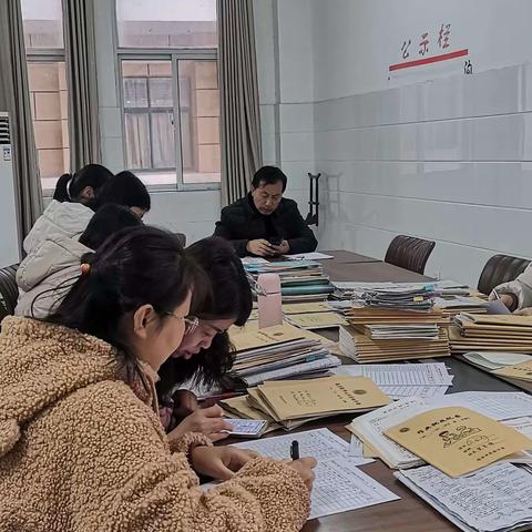 常规督导促提升  一——人民路校区教学检查督导