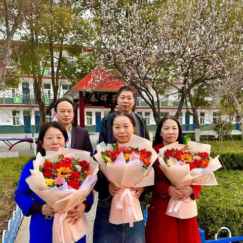 漯河市第十初级中学 “三八节”趣味运动会