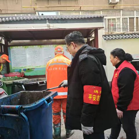 多方联动净院落 “巷往π队”暖民心——端履门社区用“三张清单”助力老旧院落“美颜换新”