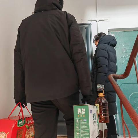 爱心助困，暖心助梦—八五七学校开展暖冬走访慰问家庭经济困难学生活动