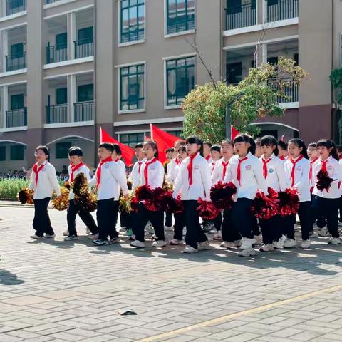 【三名五育 一校一品】春风逐梦 活力成长﻿ ﻿——新密市实验小学教育集团育才街校区 2026年春季运动会开幕式﻿