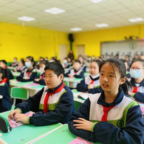 引领成长，塑造未来——二道区长青小学“互联网+教育”教学融合实习生观摩示范课