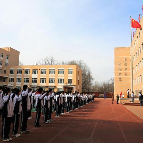 弘扬雷锋精神 争做新时代好队员——沈阳市第一四五中学学雷锋系列活动