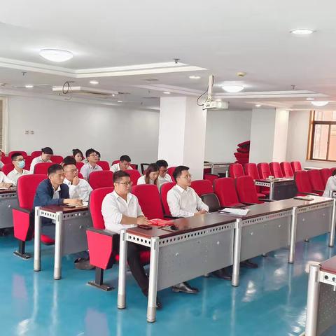 常州分行信用卡中心召开5月总结会暨二季度冲刺动员会