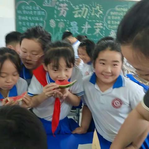 班里水果狂欢节