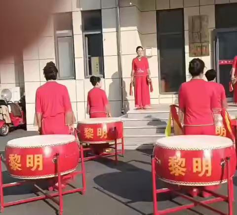 黎明合作社庆祝重阳节茶话会及文艺演出