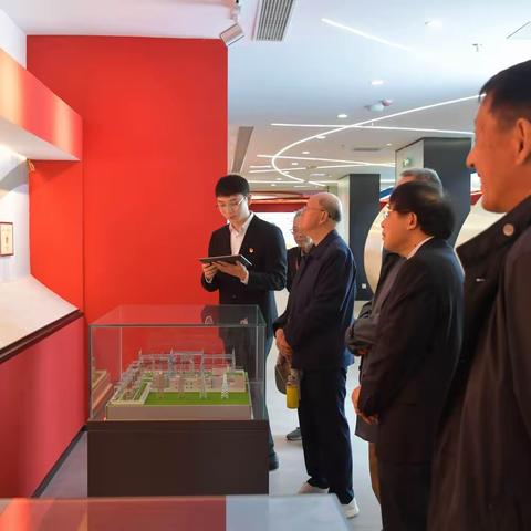国网滨海县供电公司：退休老同志于从铁元旦颂公司