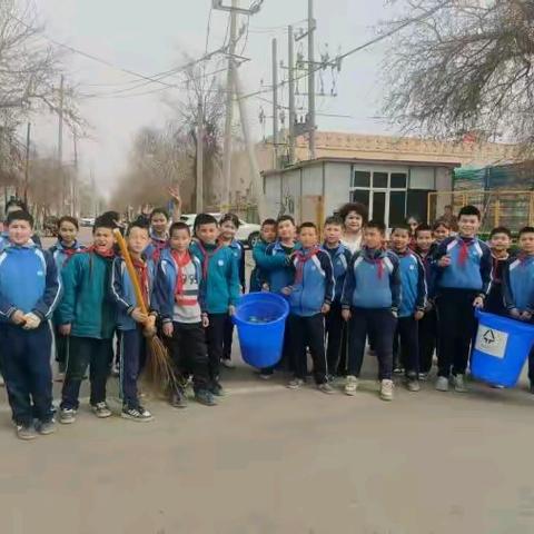 高昌区第五小学教育集团阿瓦提分校—传承雷锋精神，做新时代好少年