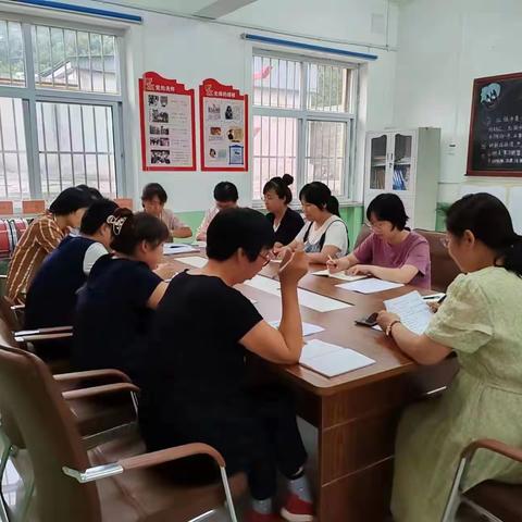 恪守教师职业道德，筑牢师德师风防线——南任村小学《教师法》和《中小学职业道德规范》学习活动